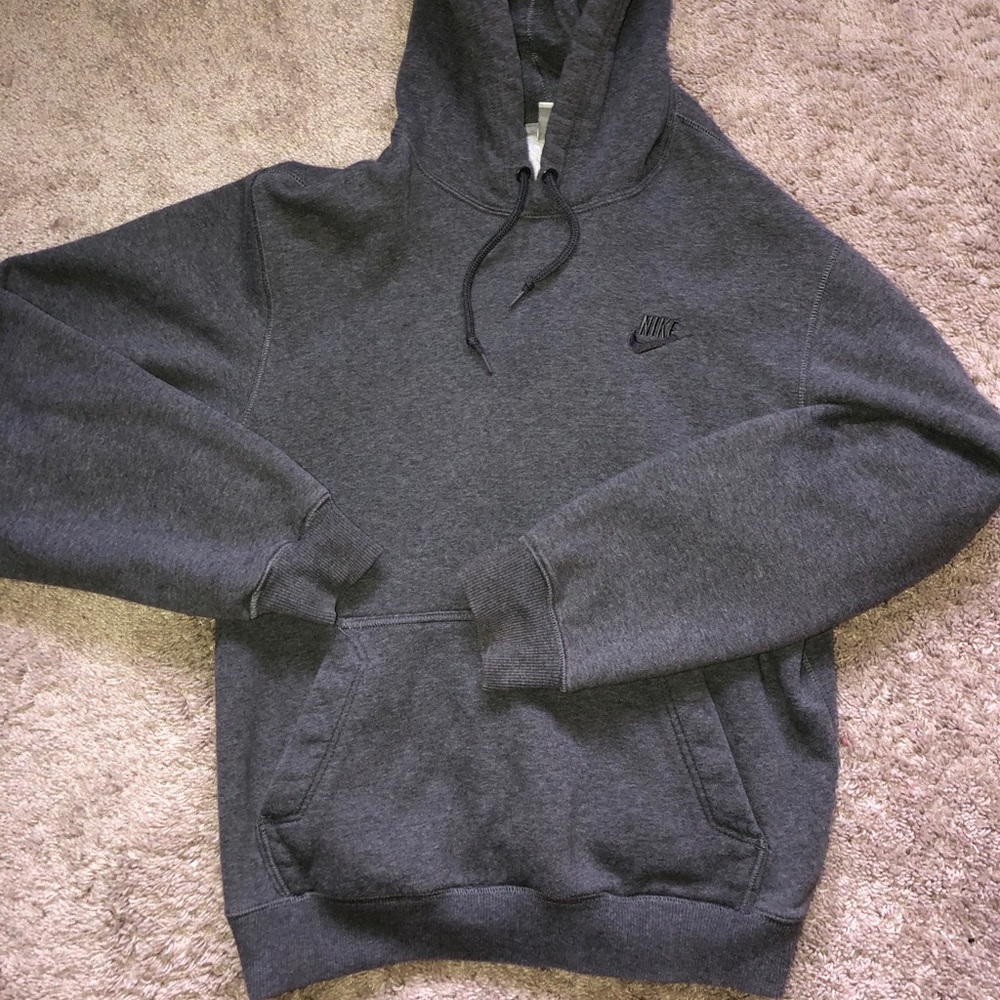 Nike sweatshirt